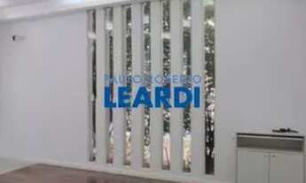 Imagem: CASA ASSOBRADADA - ALTO DE PINHEIROS - SP