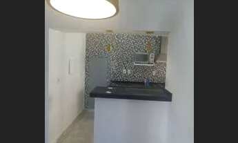 Imagem 4: Apto 2:dorm com cozinha reformada americana, repleto armários ,uma vaga, próximo av.sto am