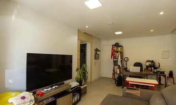 Imagem 3: Apartamento de 1 dormitório com vaga e varanda na R. Álvaro De Carvalho, Centro perto do m