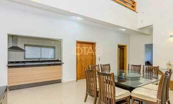 Imagem 3: CASA COM 6 QUARTOS, SENDO 4 SUÍTES NO UBERABA Casa com 6 dormitórios no Uberaba - Jota8 Im