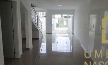 Imagem 4: Sobrado à venda em Balneário Piçarras Santa Catarina