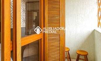 Imagem 2: PORTO ALEGRE - Casa Padrão - Hipica