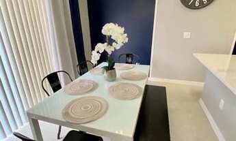 Imagem 3: Casa à venda em condomínio Bellavida em Kissimmee - FL - 4 dormitórios com suíte