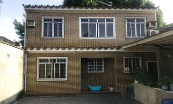 Imagem: Terreno com duas casas próximo ao metrô