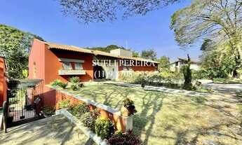 Imagem 4: Casa de condomínio para venda tem 882 metros quadrados com 6 quartos