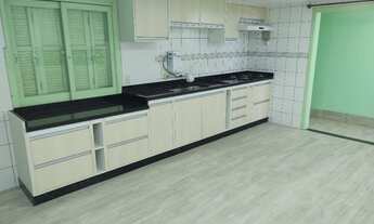 Imagem: Casa com 5 dormitórios à venda, 236 m²