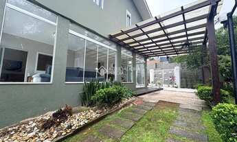 Imagem 2: Imóvel para aluguel possui 137 metros quadrados com 3 quartos em Barra da Lagoa - Florianó