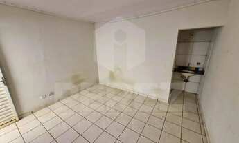 Imagem 5: Conjunto de quitinetes próximo a UCDB