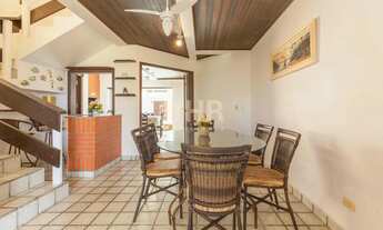 Imagem 6: Sobrado com 07 dormitórios sendo 04 suítes e 06 vagas de garagem - Pontal do Paraná