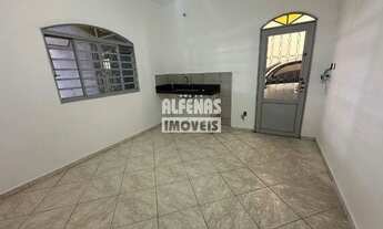 Imagem 4: Casa comercial com 4 quartos sendo 1 com suíte, localizado no Bairro Eldorado