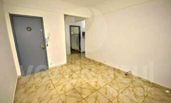 Imagem 2: Apartamento com 2 dormitórios e dois banheiros com 62m no Centro de Campinas