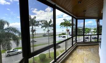 Imagem 3: Imóvel para venda possui 286 metros quadrados com 4 quartos em Agronômica - Florianópolis