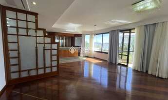 Imagem 2: Luxuoso Apartamento com Vista para a Beira-Mar Norte em Florianópolis