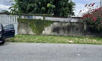 Imagem 3: Casa com terreno 10x70 precisando de reforma