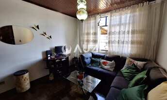 Imagem 3: Casa terra a uma quadra do supermercado Boni