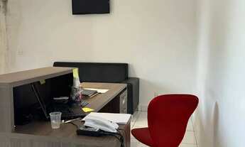 Imagem 5: Imóvel para venda possui 360 metros quadrados com 4 quartos