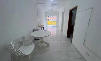 Imagem 2: 2 Dormitórios próximo ao mar no canto do forte, oportunidade única, ampla metragem!