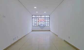 Imagem: Vende Studio Charmoso na Rua Quirino de