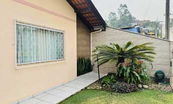 Imagem 7: 2 Lindas casas edificadas em um terreno com 720 m2 em Indaial-SC