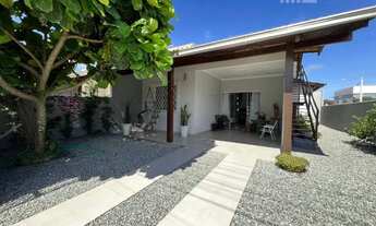 Imagem: Casa de esquina- 2 dormitórios - Aceita