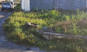 Imagem 4: Terreno de esquina no bairro Farolândia