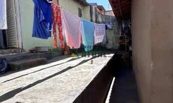 Imagem 6: Casa a venda com 3 quartos, sendo 1 suíte na Região Leste