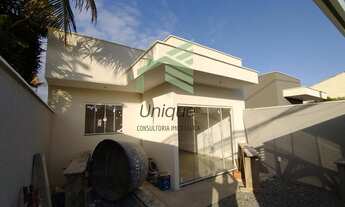 Imagem 1: Casa para Venda em Rio das Ostras, Jardim Mariléa, 2 dormitórios, 1 suíte, 2 banheiros, 1