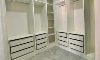 Imagem 6: Casa de condomínio com 260m², 4 Suites, garagem para 5 Automóveis., Sotão com banheiro