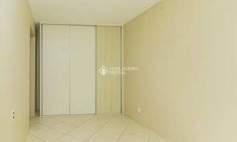 Imagem 7: PORTO ALEGRE - Apartamento Padrão - Partenon