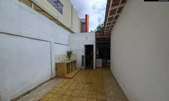 Imagem 4: Casa setor oeste /comercial para venda possui 266 metros quadrados com 3 quartos em - Goiâ