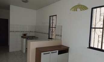 Imagem 4: ALUGA-SE CASA Casa com 3 dormitórios