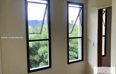 Imagem 5: Apartamento para Venda em Florianópolis, Saco Grande, 3 dormitórios, 1 suíte, 3 banheiros