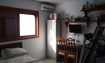 Imagem 6: Casa para venda com 240 metros quadrados com 4 dormitórios no Laranjal - Pelotas - RS