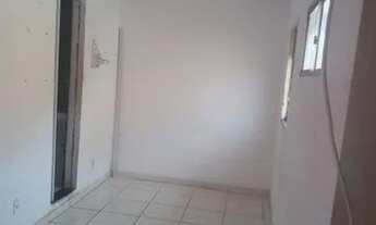 Imagem 2: Quitinete Casa com 1 dormitório