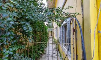 Imagem 2: Imóvel para venda possui 480 metros quadrados em Boa Vista - Curitiba - PR