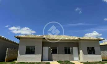 Imagem 2: Casa em condomínio fechado Origem do Sol com 65,47m2, 2 quartos, sendo 1 suite, banheiro