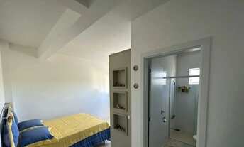 Imagem 7: Sobrado Mobiliado com Piscina a 800m do Mar 2 Suítes Palmas/Governador Celso Ramos