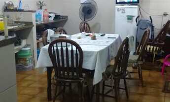 Imagem 2: ALUGA-SE ESPAÇOSA CASA SOBRADO 2 ANDARES, 5 QUARTOS,PISCINA,SÃO LOURENÇO NITERÓI R