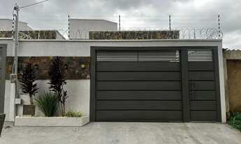 Imagem: Casa à venda 3 quartos, sendo 1 suíte