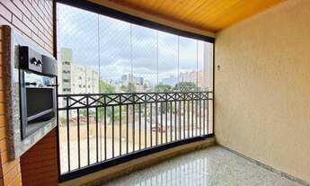 Imagem 2: Lindo apto Champagant 3 quartos sendo 1 suíte. Vista desempedida e face oeste. Sacada toda