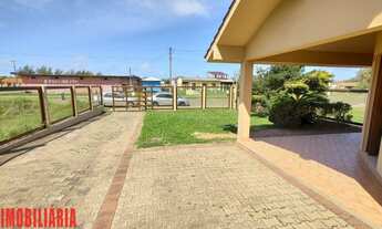 Imagem 4: Excelente sobrado de alto padrão com orientação solar frente mar! REF: N 1005 Z