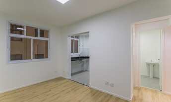 Imagem 2: Lindo apartamento reformado com 57 m² e 2 dormitórios ao lado da Sta Casa!