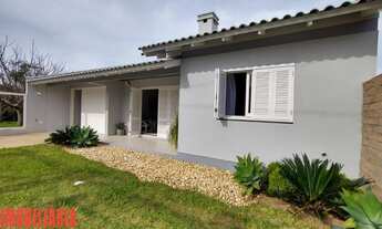 Imagem 2: Excelente residência com piscina a poucos metros do mar !! REF: M 1053 Z