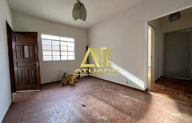 Imagem 3: Casa arejada, próxima ao Centro de Pouso Alegre. São 02 quartos, sala, cozinha, banheiro s