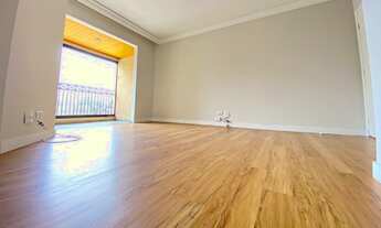 Imagem 7: Lindo apto Champagant 3 quartos sendo 1 suíte. Vista desempedida e face oeste. Sacada toda