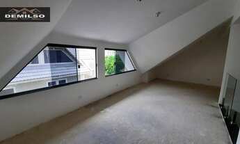 Imagem 5: SOBRADO com 3 dormitórios à venda com 133m² por R$ 690.000,00 no bairro São Lourenço - CUR