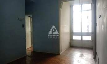 Imagem: Sala e quarto com jardim de inverno/ Flamengo