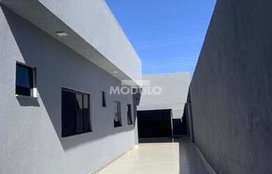 Imagem 6: CASA RESIDENCIAL à venda, 3 quartos, 1 suíte, 2 vagas, Laranjeiras - Uberlândia/MG