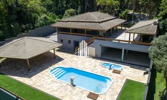 Imagem: CHACARA COM DOIS DORMITÓRIOS E QUATRO BANHEIROS