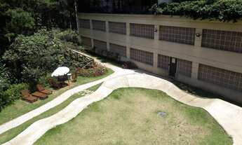 Imagem 4: Excelente Apto. com vista para Reserva !!